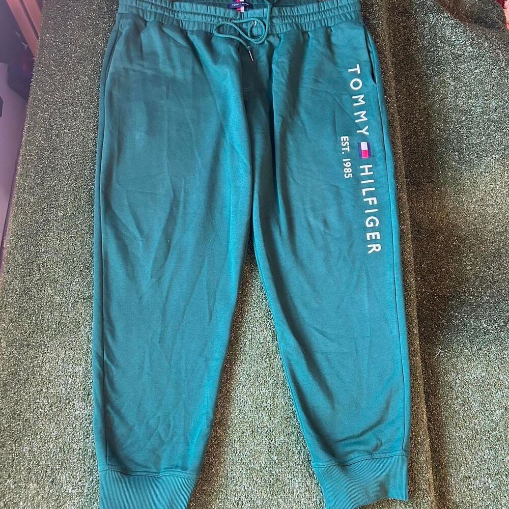 Tommy-hilfiger Men's Green Joggers-tracksuits